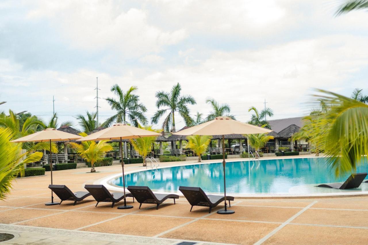 River Palm Hotel And Resort Powered By Cocotel Bugallon Εξωτερικό φωτογραφία